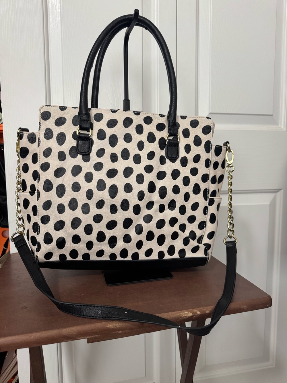 Betsey Johnson Black & White Polka Dot Tote with Hot Pink Bow - Picture 2 of 5
